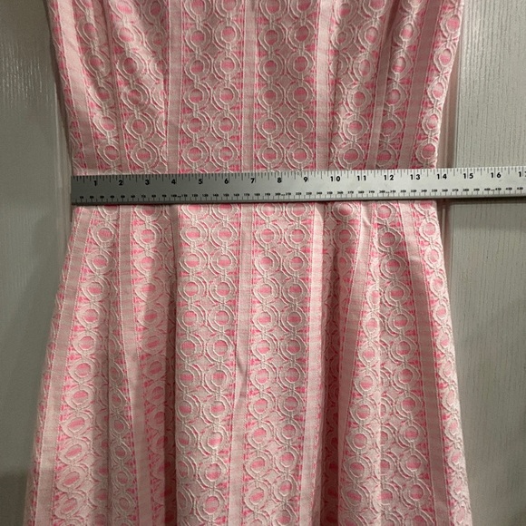 Lilly Pulitzer Briella Dress in Pink and White GEOMETRIC CAP SLEEVE SIZE SMALL - Picture 7 of 10